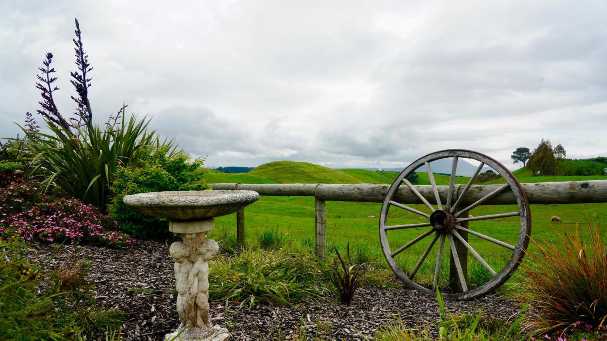 Hilltop Whakaipo Estate Таупо Экстерьер фото